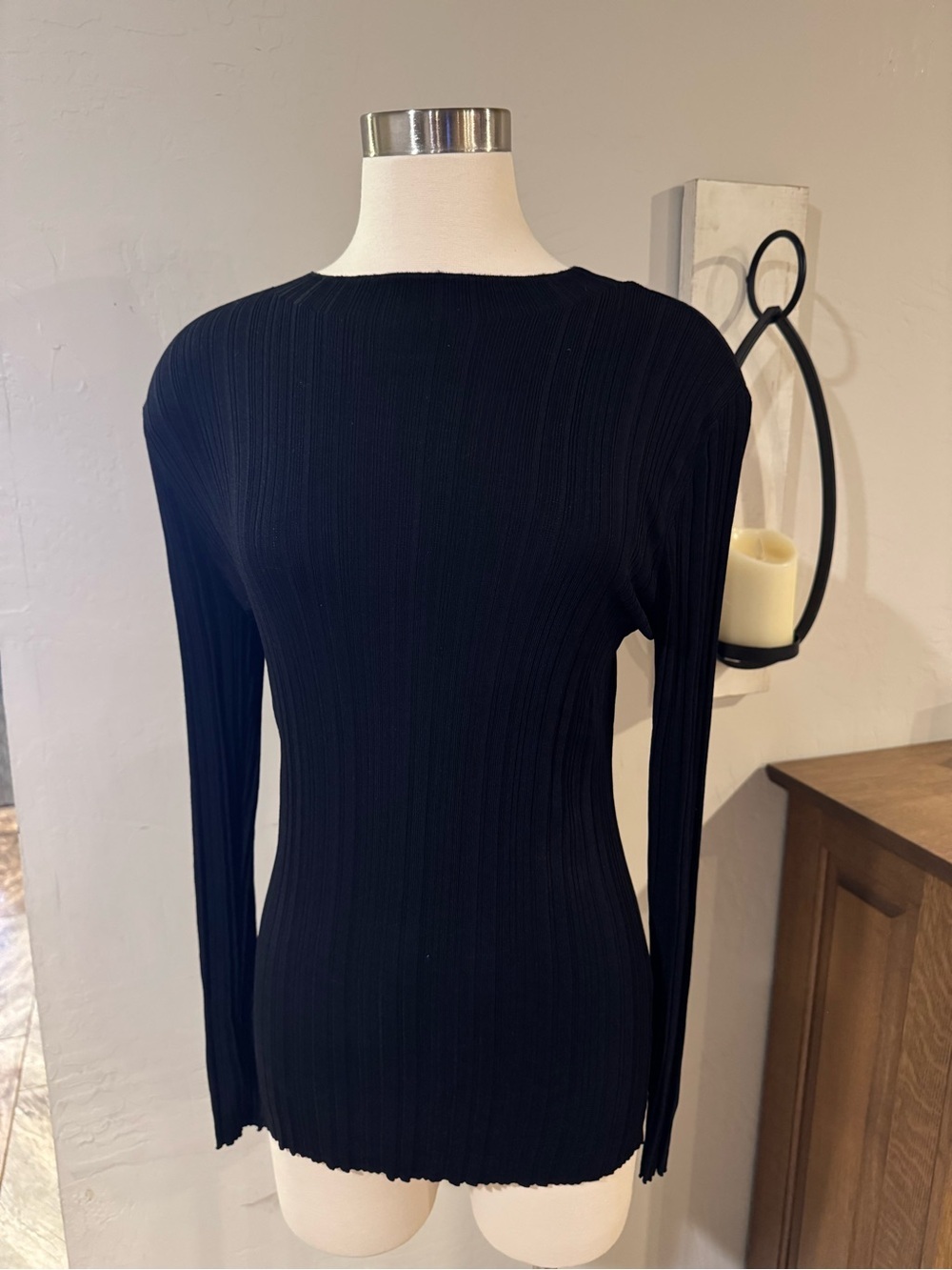 MM. LaFleur Ribbed Long Sleeve Knit Top light sweater